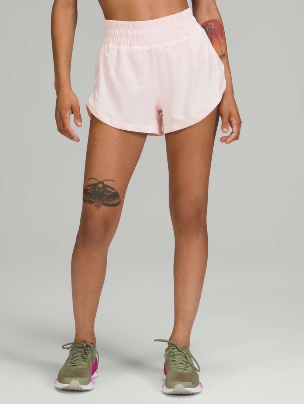 Lululemon Track That High-Rise Lined Short 3"
Strawberry Milkshake Light Pink 8